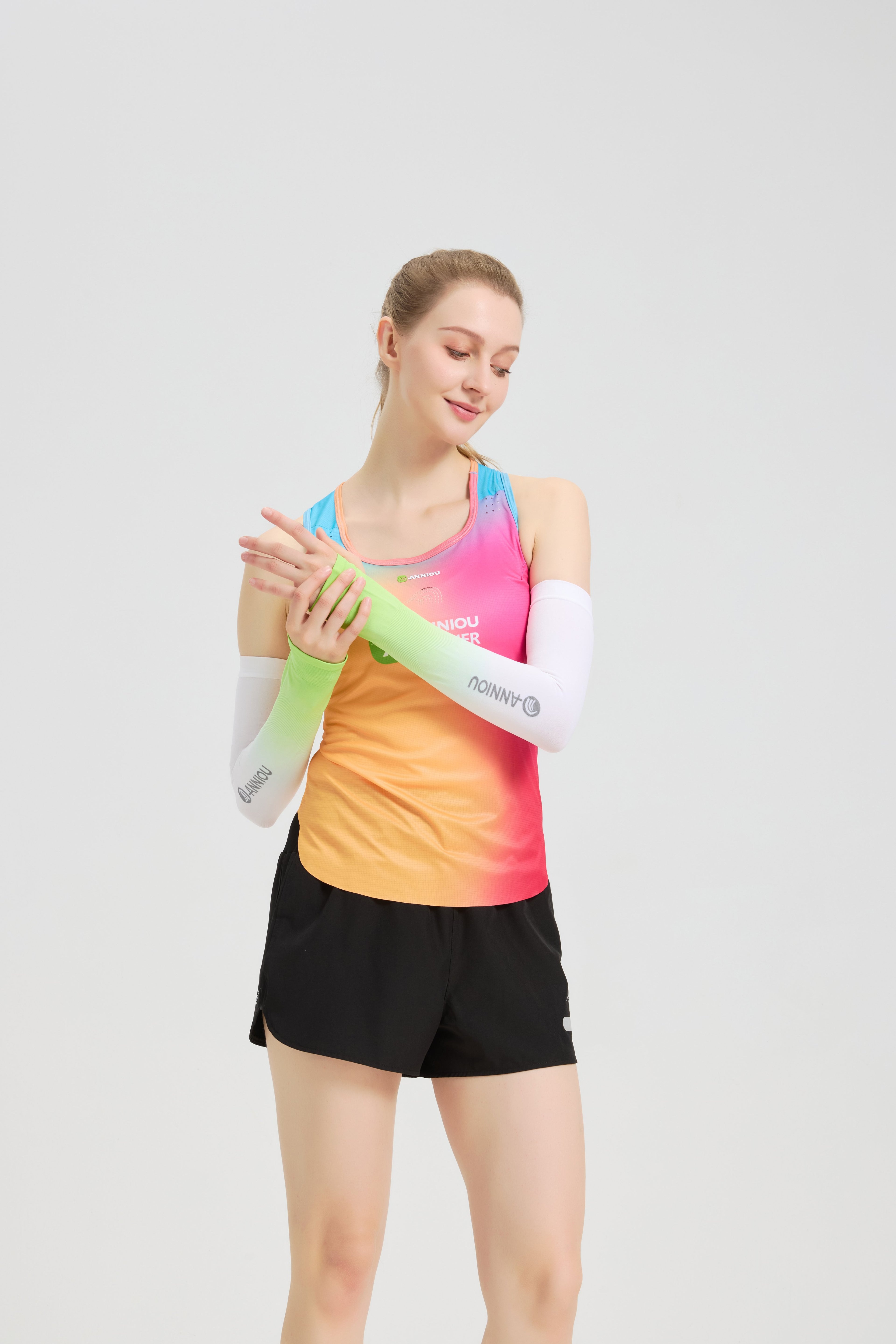 UPF 100 Gradient Arm Sleeves